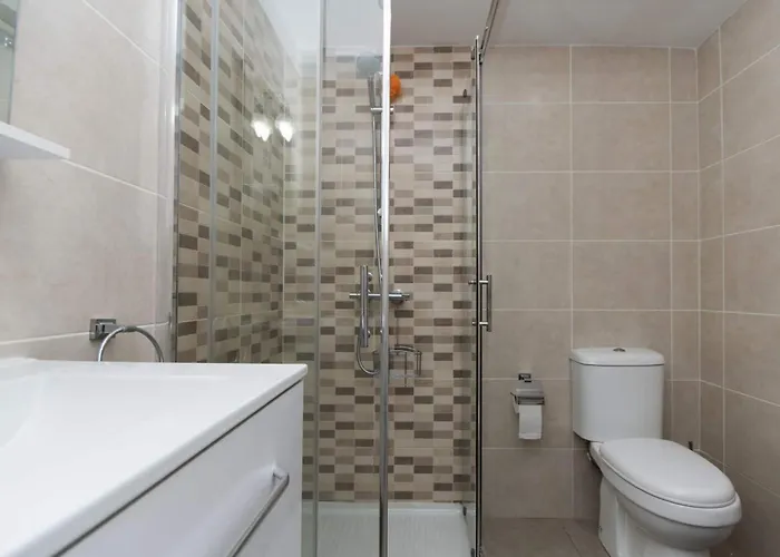 Garden 14 - One Bed On Ground Floor Apartment